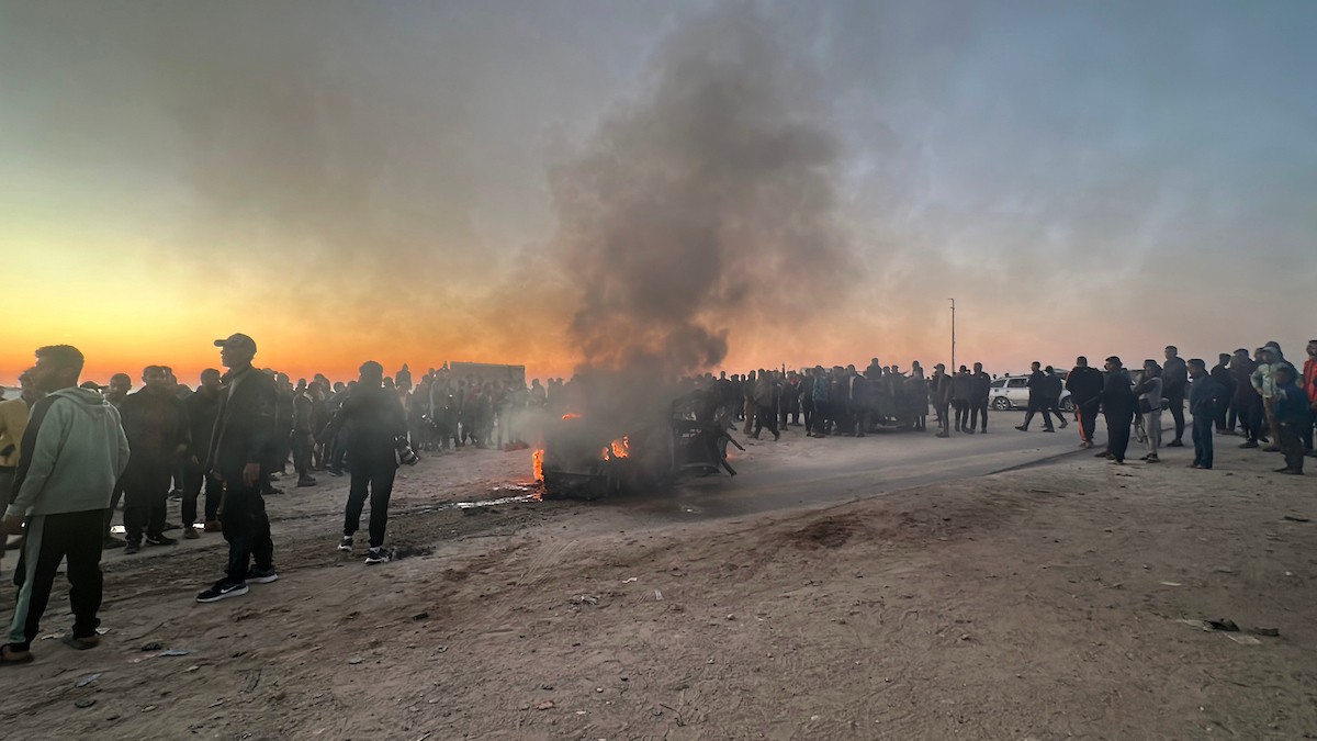 مركبة الزميل الصحفي الشهيد محمد وشاح، مراسل قناة الجزيرة مباشر بعد ان استهدفتها طائرة مسيّرة إسرائيلية غرب مدينة غزة  8 أبريل/نيسان 2026، (صورة: هادي داود )