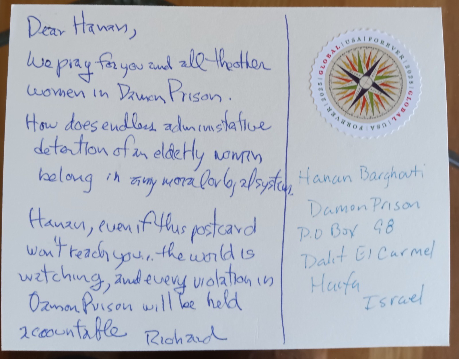أكثر من ألف بطاقة بريدية تصل الدامون من كنائس مناصرة للقضية الفلسطينية معنونة بأسماء الأسيرات  2.jpg