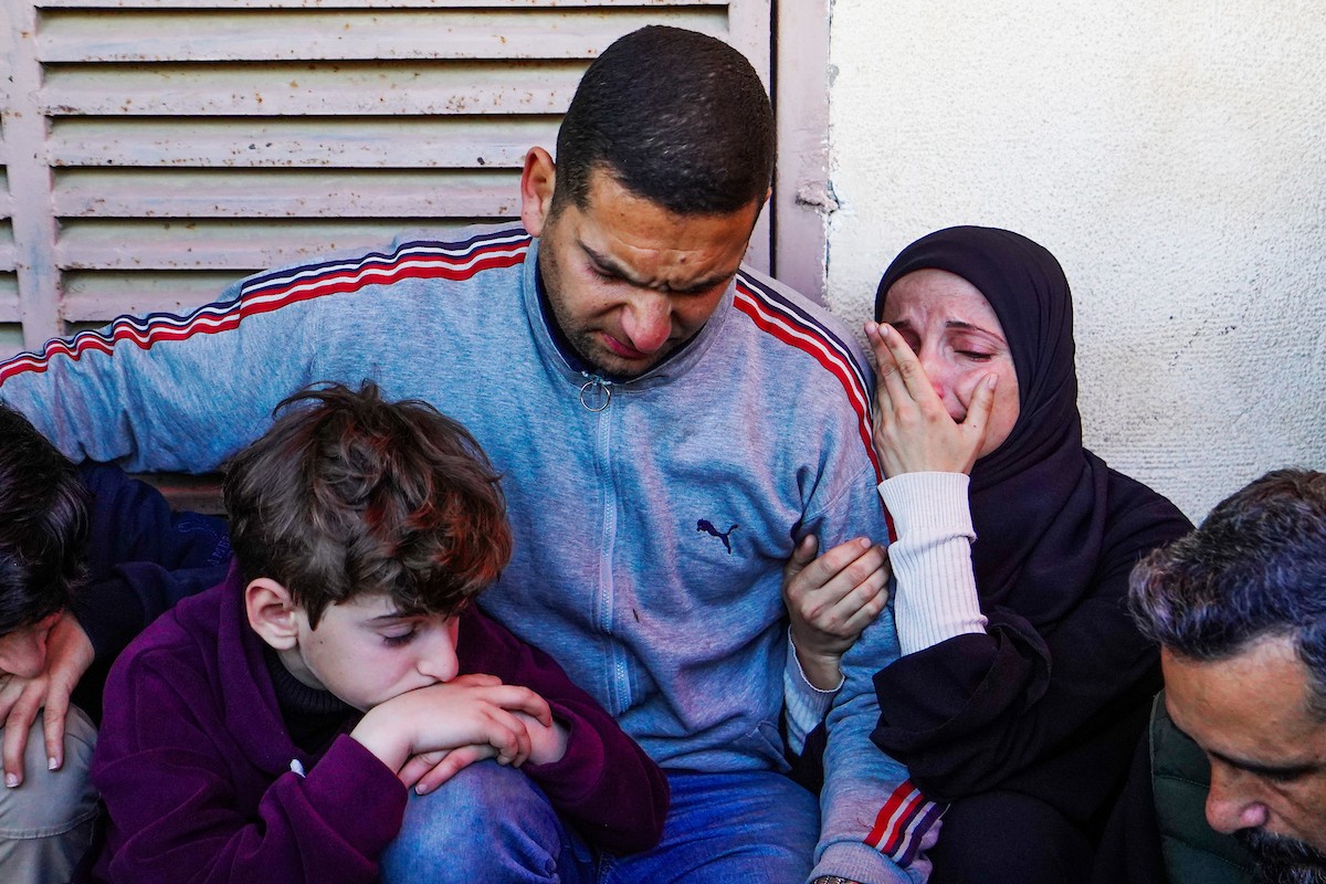 جنازة الزميل الصحفي محمد وشاح، مراسل قناة الجزيرة مباشر، الذي اغتيل في غارة جوية إسرائيلية بقطاع غزة، 9 أبريل/نيسان 2026.