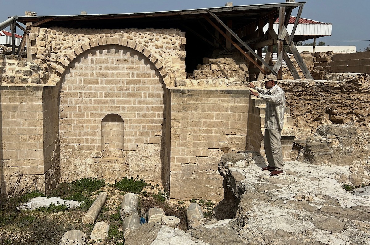 دير القديس هيلاريون وسط قطاع غزة المدرج على قائمة التراث العالمي وأحد أقدم المواقع الأثرية في الشرق الأوسط معرّض للخطر بسبب العدوان الإسرائيلي، النصيرات – وسط قطاع غزة، 18 أبريل/نيسان 2026، تصوير: يوسف أبو طفة