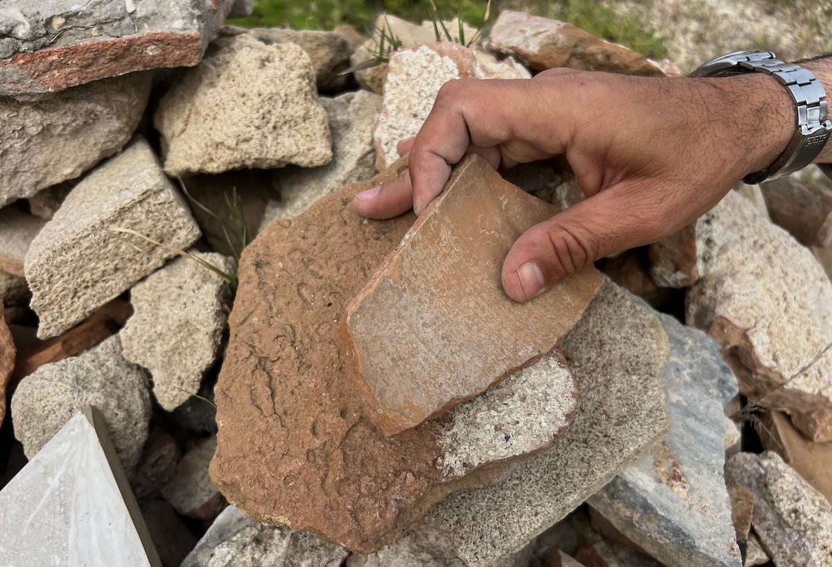 دير القديس هيلاريون وسط قطاع غزة المدرج على قائمة التراث العالمي وأحد أقدم المواقع الأثرية في الشرق الأوسط معرّض للخطر بسبب العدوان الإسرائيلي، النصيرات – وسط قطاع غزة، 18 أبريل/نيسان 2026، تصوير: يوسف أبو طفة