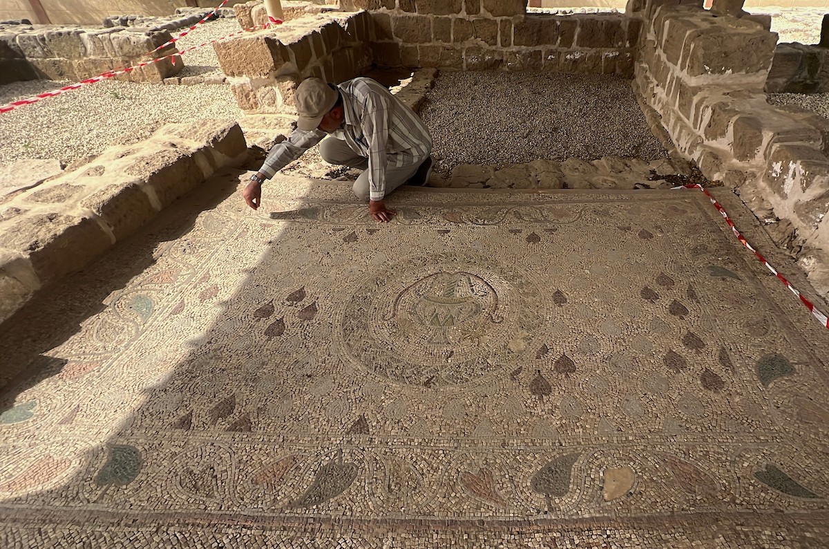 دير القديس هيلاريون وسط قطاع غزة المدرج على قائمة التراث العالمي وأحد أقدم المواقع الأثرية في الشرق الأوسط معرّض للخطر بسبب العدوان الإسرائيلي، النصيرات – وسط قطاع غزة، 18 أبريل/نيسان 2026، تصوير: يوسف أبو طفة