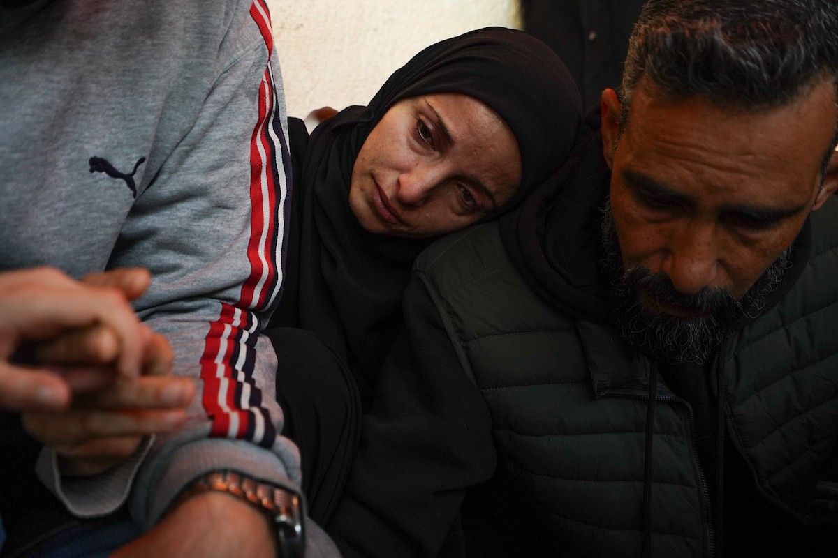 جنازة الزميل الصحفي محمد وشاح، مراسل قناة الجزيرة مباشر، الذي اغتيل في غارة جوية إسرائيلية بقطاع غزة، 9 أبريل/نيسان 2026.