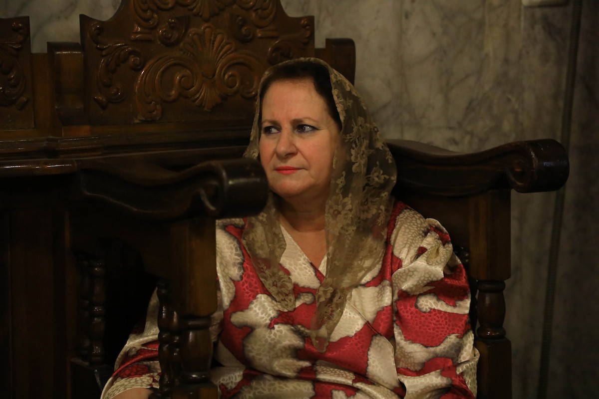 حضر مسيحيون أرثوذكس مقيمون في مدينة غزة، قداسًا في كنيسة القديس بورفيريوس احتفالًا بأحد الشعانين، الذي يُحيي ذكرى دخول السيد المسيح إلى القدس واستقبال الشعب له بأغصان النخيل، 5 أبريل/نيسان 2026. تصوير: هاشم زامو/apaimages