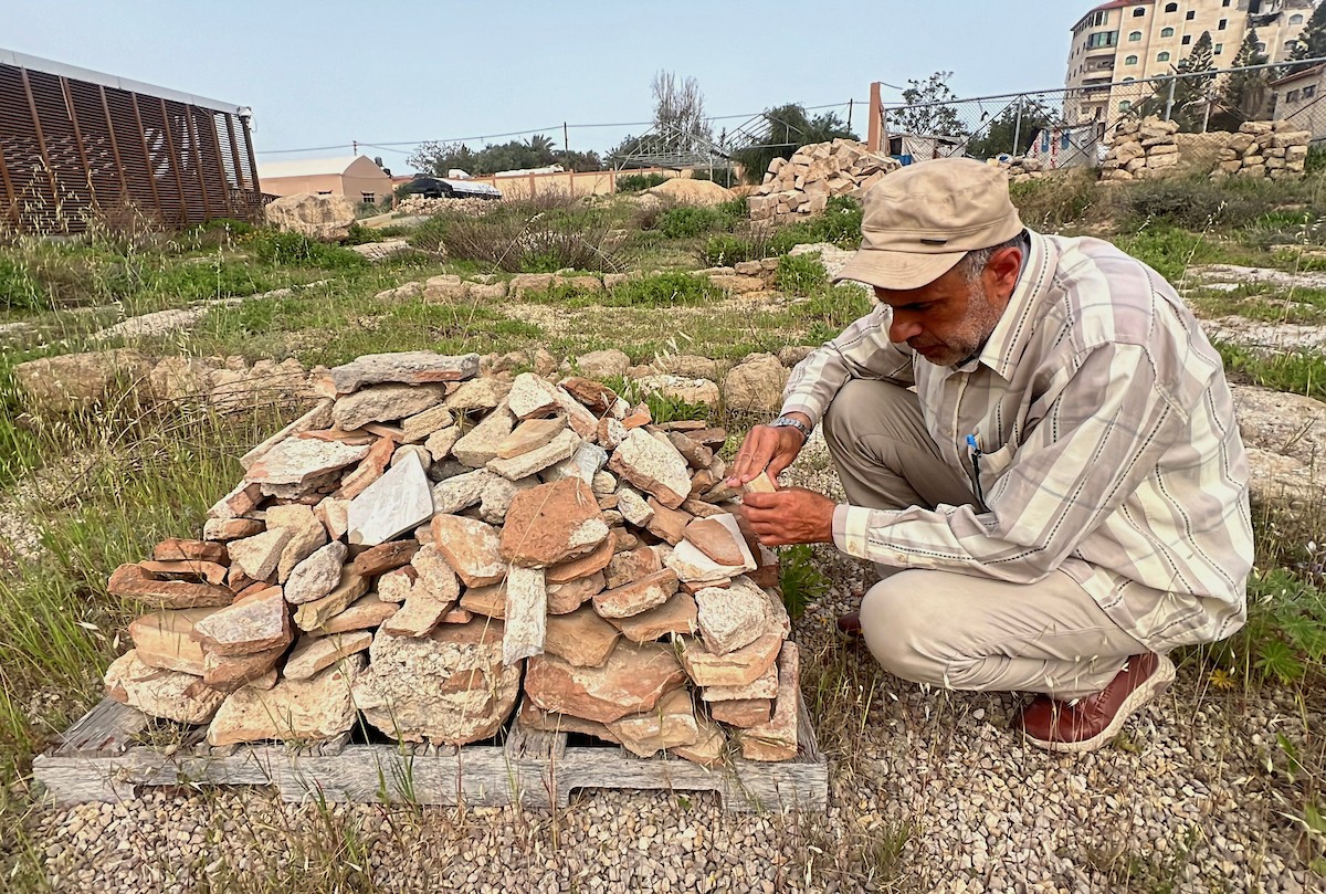 دير القديس هيلاريون وسط قطاع غزة المدرج على قائمة التراث العالمي وأحد أقدم المواقع الأثرية في الشرق الأوسط معرّض للخطر بسبب العدوان الإسرائيلي، النصيرات – وسط قطاع غزة، 18 أبريل/نيسان 2026، تصوير: يوسف أبو طفة