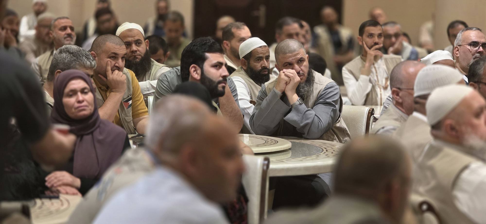 وزير الأوقاف يترأس اجتماع بعثتي الحج في مكة 0.jpg