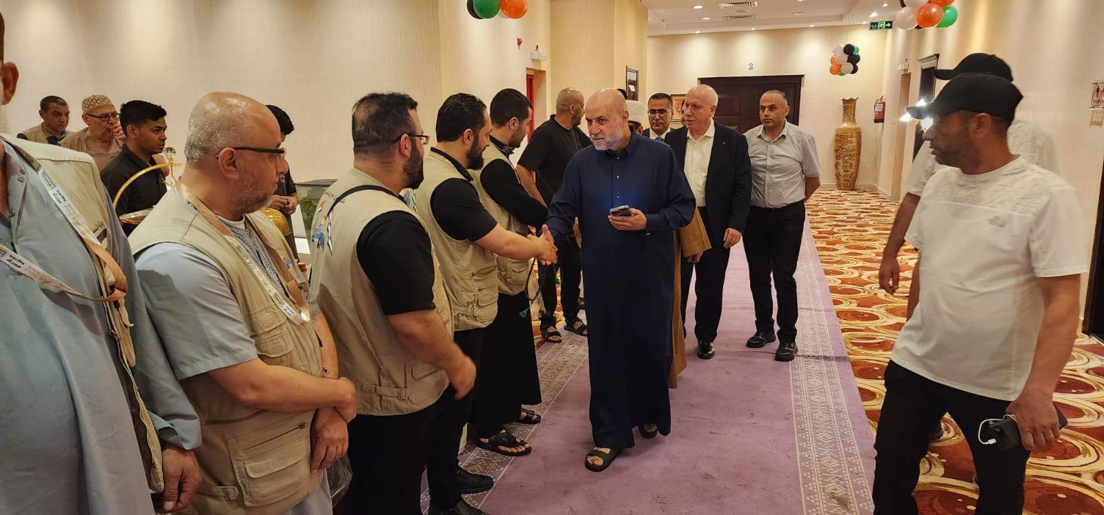 وزير الأوقاف يترأس اجتماعاً لبعثتي الحج الإدارية والإرشادية في مكة المكرمة لبحث خطط التفويج وخدمة الحجاج 11.jpg