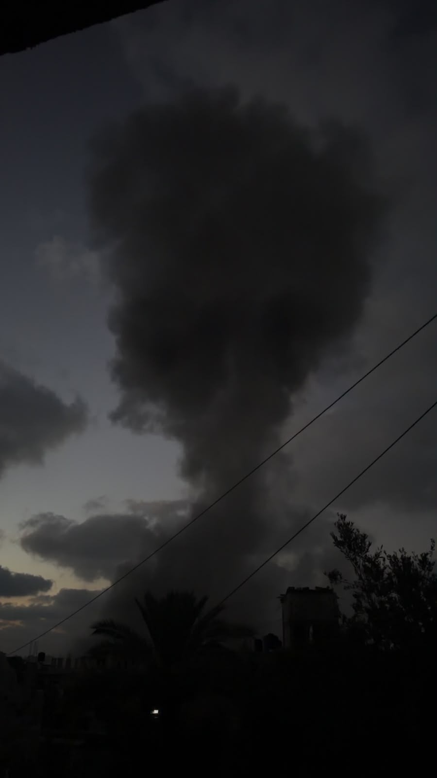 استهداف على مخيم المغازي ....jpg
