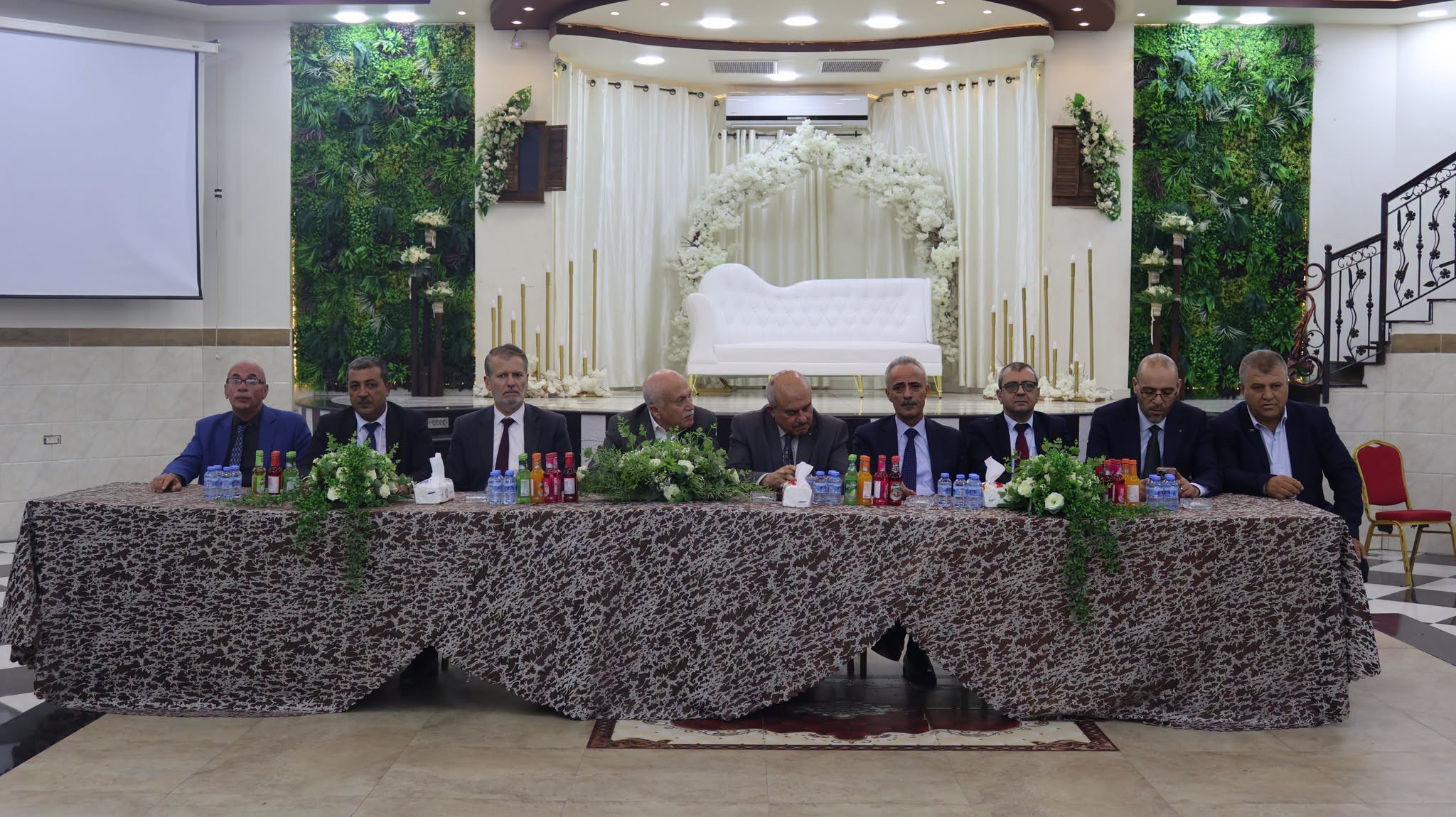 سمحان يشارك في اجتماع وزاري بمكب زهرة الفنجان لبحث تطوير إدارة النفايات الصلبة وتعزيز صمود أهالي سيلة الظهر 12.jpg