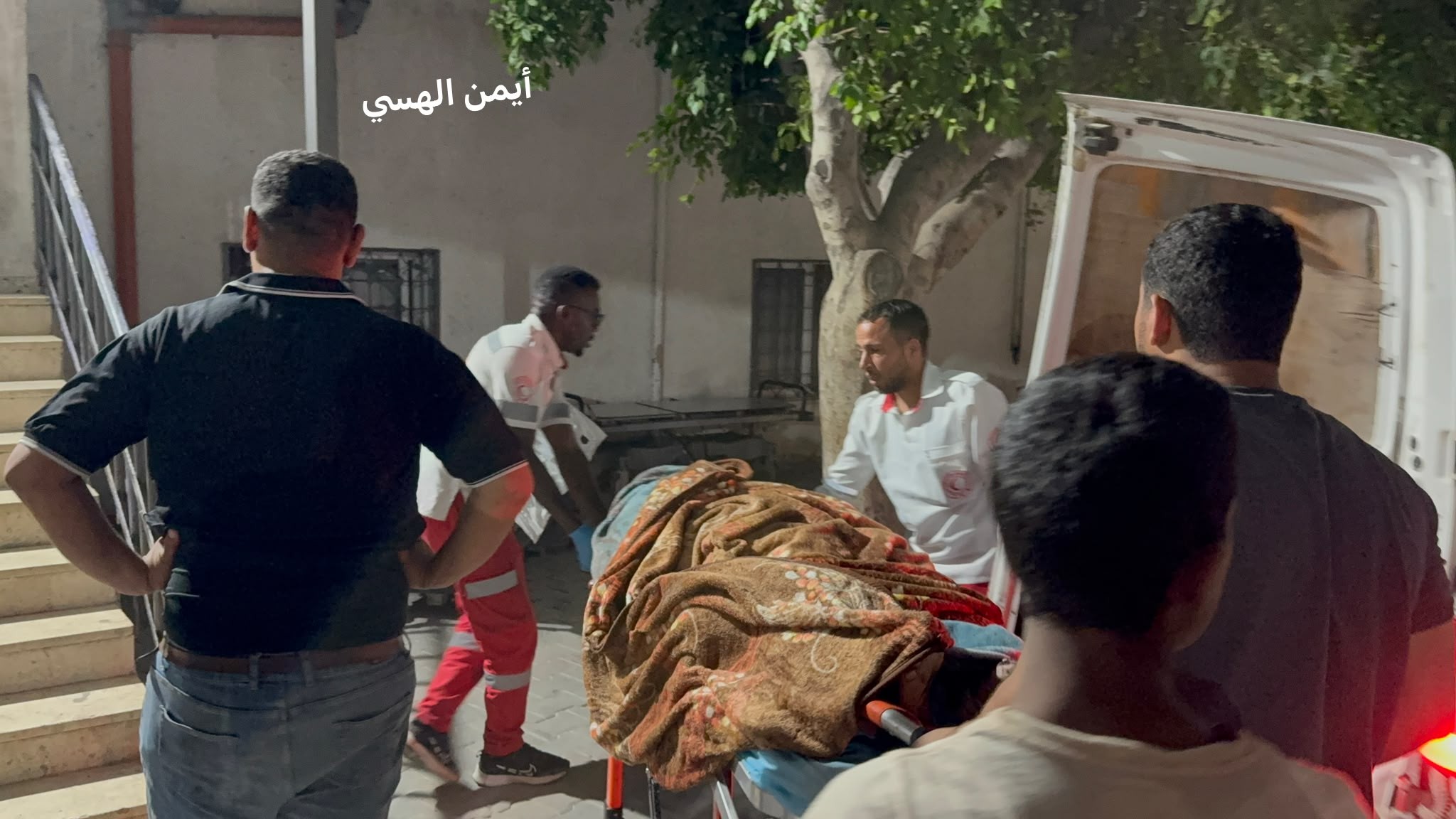 شهيدان اثر استهداف اسرائيلي لشقة سكنية بتل الهوا جنوب مدينة غزة 11.jpg