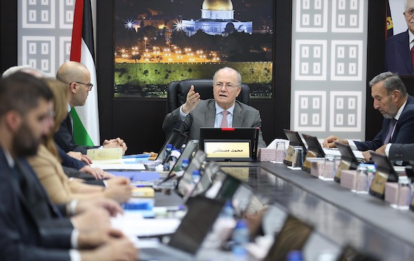 رئيس الوزراء الفلسطيني محمد مصطفى يترأس الاجتماع الأسبوعي لمجلس الوزراء في رام الله، في 21 يوليو/تموز 2026.(من مكتب رئيس الوزراء)