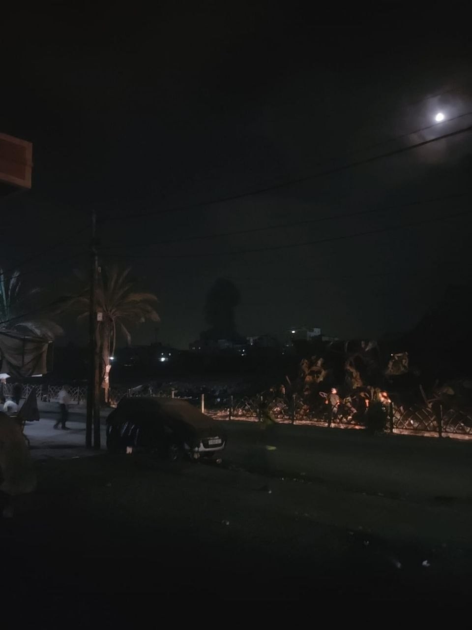 الاستهداف بصاروخين على المكان المحذر في منطقة كشكو بحي الزيتون جنوب شرق مدينة غزة ....jpg