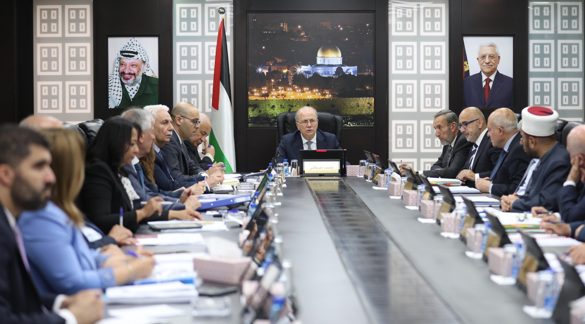 مجلس الوزراء الفلسطيني......jpg