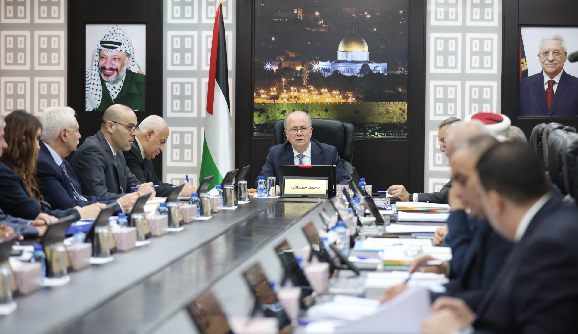 مجلس الوزراء الفلسطيني ..............ز.jpg