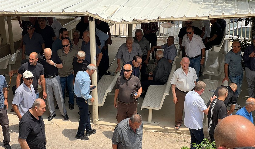 من تشييع الأسير المحرر ماهر يونس (عرب 48).jpg