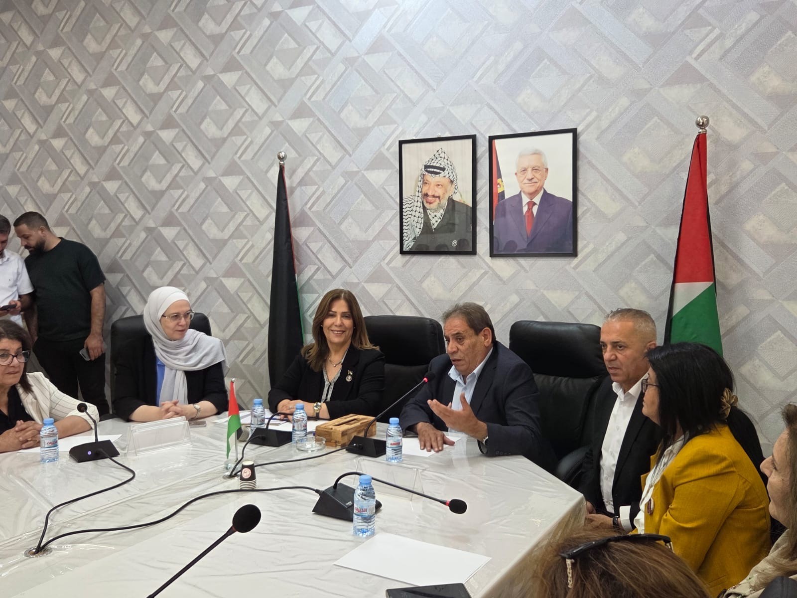 الخليلي تلتقي المؤسسات النسوية والرسمية في بيت لحم وتعلن عن مبادرة اقتصادية لدعم الجمعيات والمشاريع النسوية