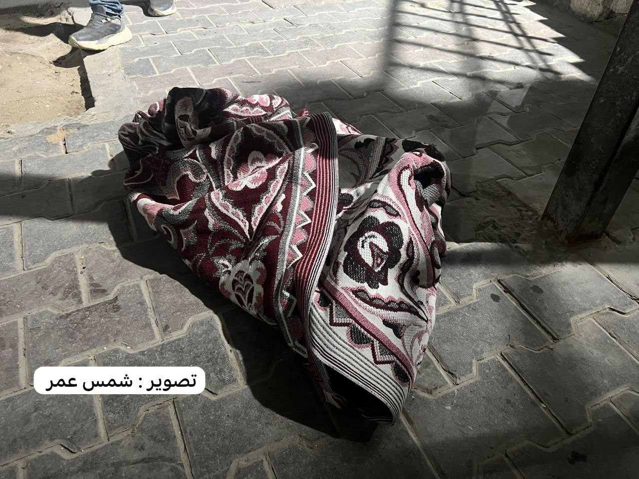 القصف لشقة سكنية في الطابق الثامن من برج السوسي غرب غزة 1.jpg