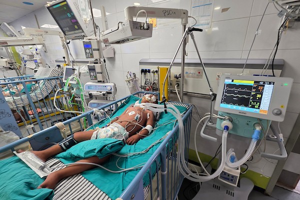 يواجه المرضى والرضع الذين يعتمدون على الأكسجين مخاطر متزايدة في خان يونس، جنوب قطاع غزة، في 15 أغسطس/آب 2026. (صورة: طارق)