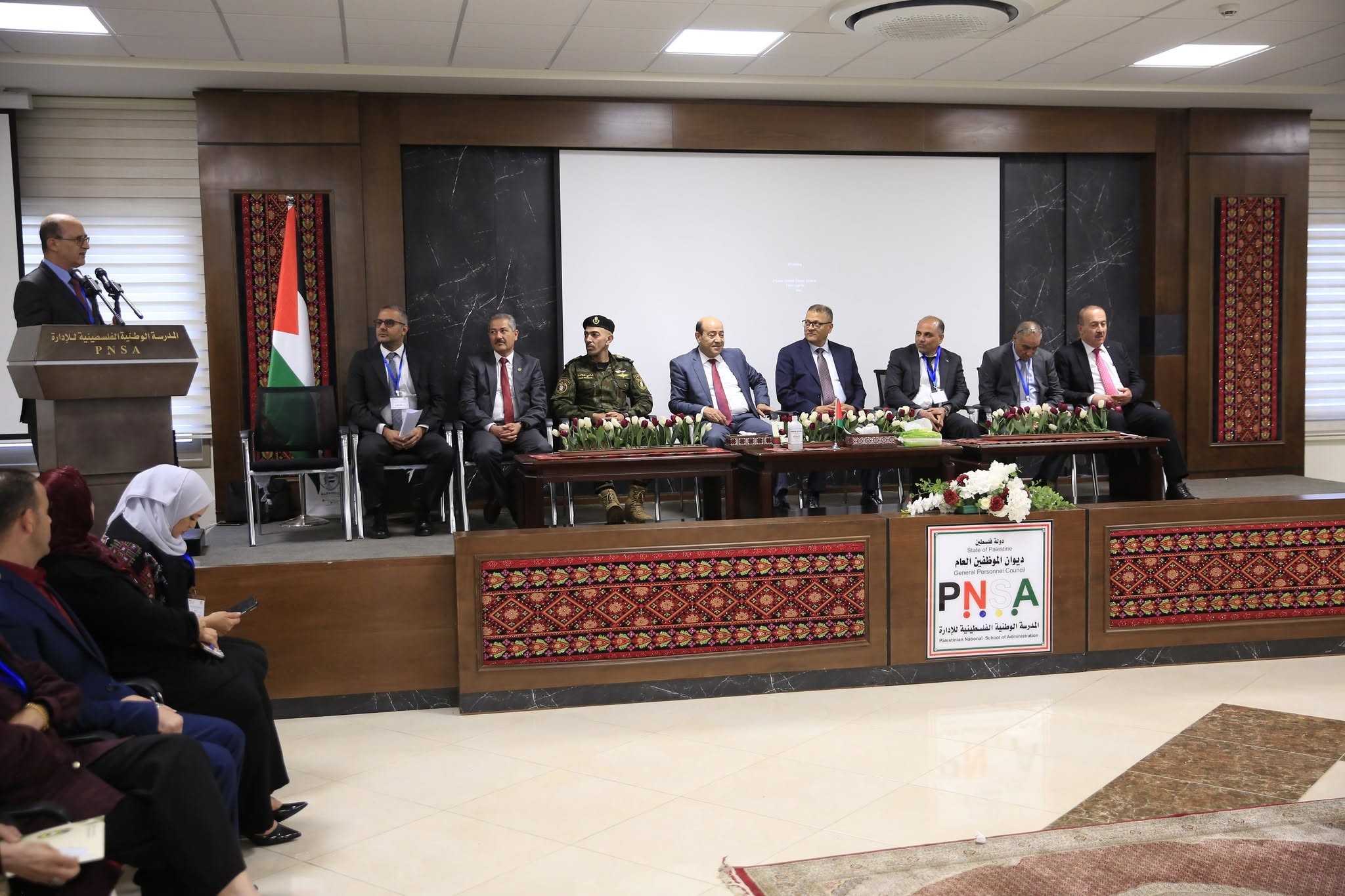 المدرسة الوطنية الفلسطينية للإدارة وجامعة القدس المفتوحة تختتمان المؤتمر العلمي الدولي المحكَّم  4.jpg