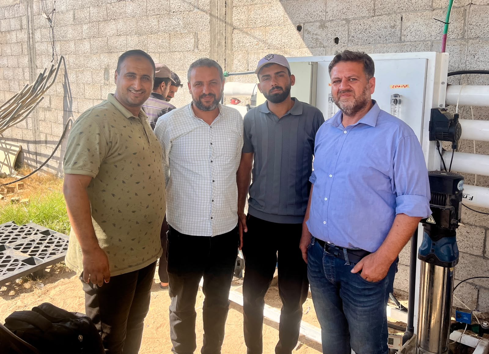 مركز الأغا الطبي وجمعية إغاثة أطفال غزة يدشنان محطة لتحلية مياه الشرب