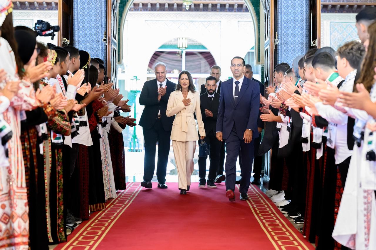 للا مريم تستقبل الأطفال المقدسيين 1.jpg
