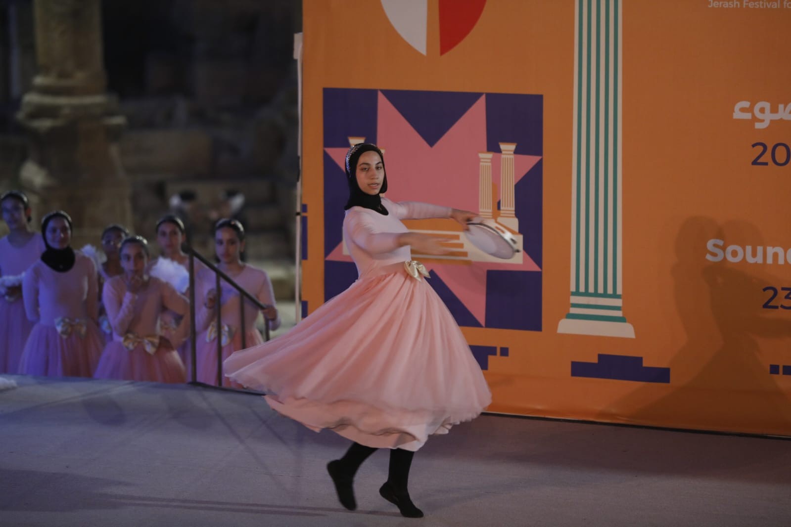 مهرجان جرش يختتم فعاليات دورته الأربعين.jpg