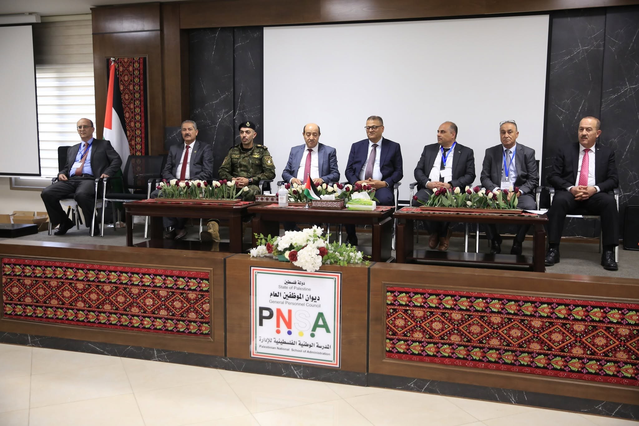 المدرسة الوطنية الفلسطينية للإدارة وجامعة القدس المفتوحة تختتمان المؤتمر العلمي الدولي المحكَّم  1.jpg