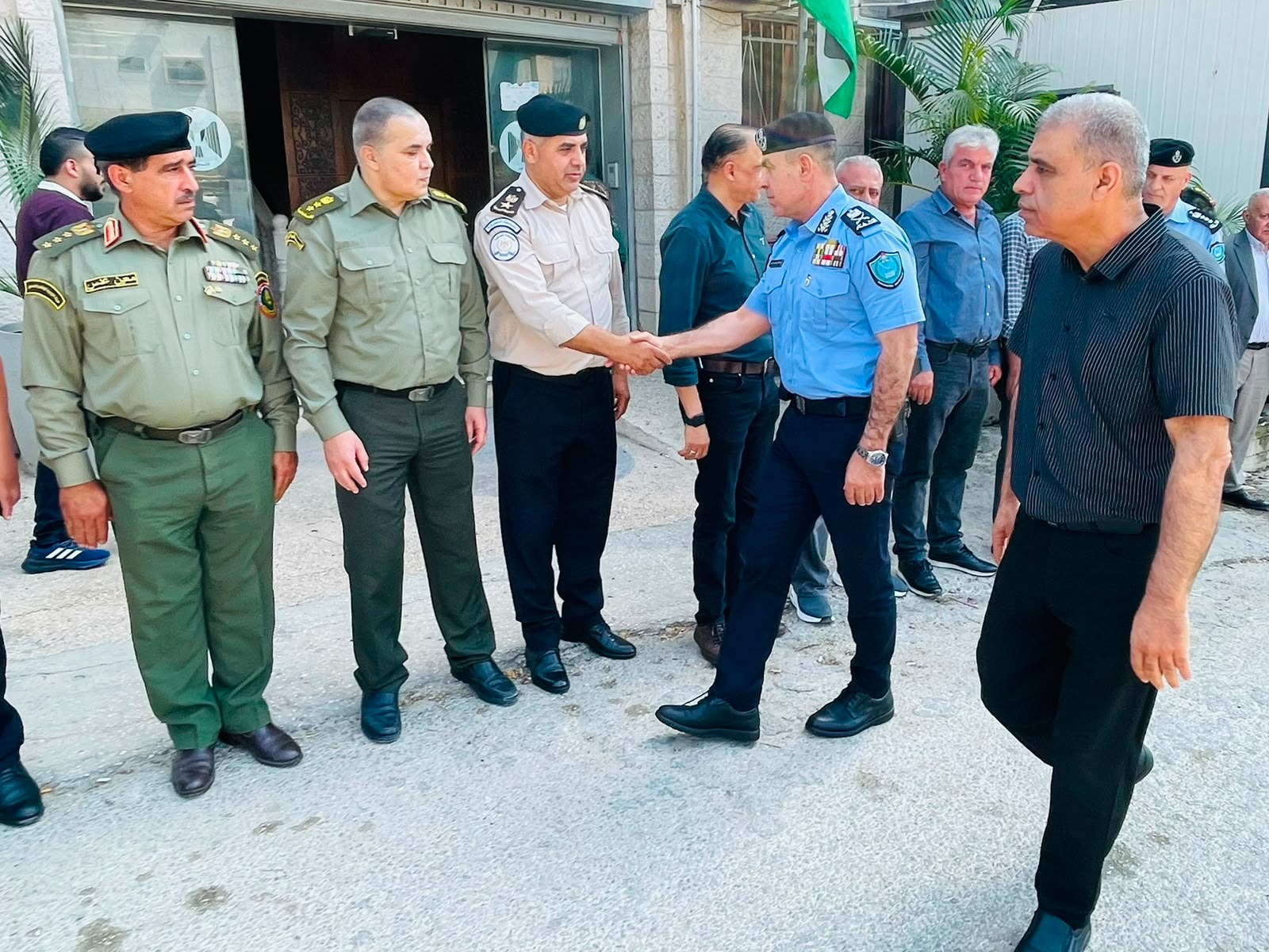 اللواء حسام أبو حمدة محافظ قلقيلية يستقبل مدير عام الشرطة اللواء علام السقا ...png