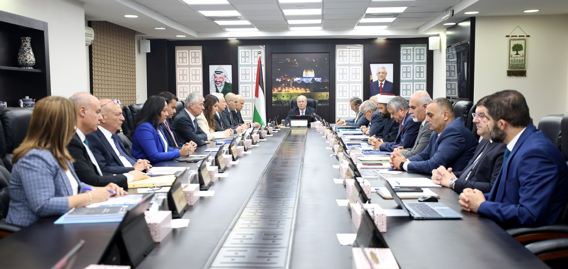 جلسة مجلس الوزراء (121) .....jpg