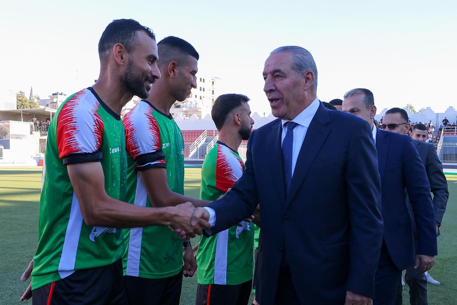 لقطات من المباريات الافتتاحية لكأس الألف شهيد.. جبل المكبر وشباب الخليل.. خدمات رفح وشباب رفح.. الأنصار والنهضة 13.jpg