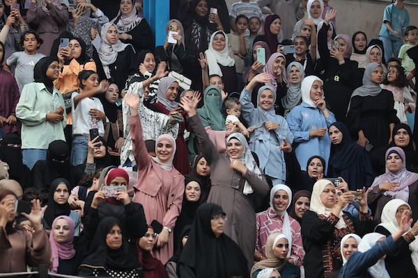 حفل تخرج في كلية العلوم التطبيقية الجامعية بمخيم النصيرات للاجئين وسط قطاع غزة في 24 سبتمبر/أيلول 2026. تصوير: حسن الجدي