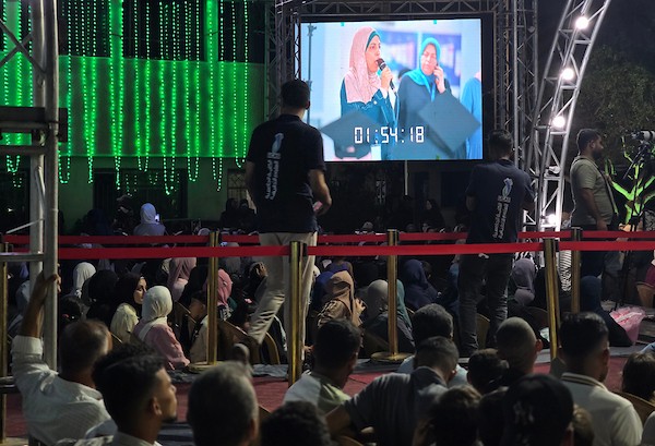 حفل تخريج 180 طالبًا وطالبة من كلية العلوم التطبيقية الجامعية، ضمن دفعة «فينيكس»، في خان يونس، في 27 سبتمبر/أيلول 2026. تصوير: طارق محمد