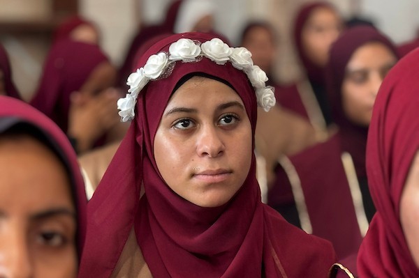 جمعية حراء للتنمية المجتمعية تكرم 60 حافظا وحافظة للقرآن الكريم، في خان يونس، جنوب قطاع غزة، في 6 سبتمبر/أيلول 2026.