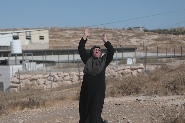 في 16 سبتمبر/أيلول 2026، قامت آليات إسرائيلية بهدم منزل فلسطيني في منطقة خلت الحمص قرب يطا، جنوب الخليل. (صورة: مأمون وزواز)