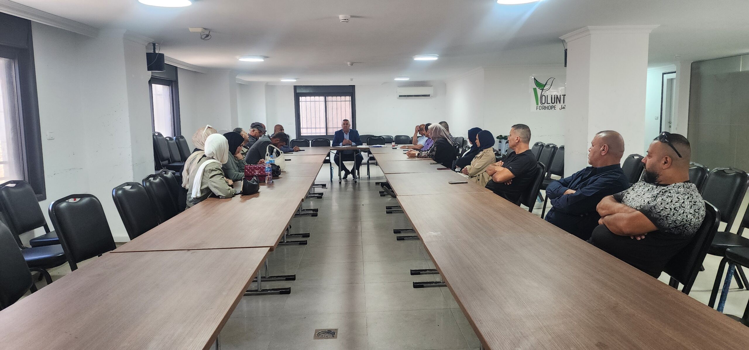 اجتماع موسع للمكتب التنفيذي والمجلس الإداري لاتحاد نضال العمال الفلسطيني