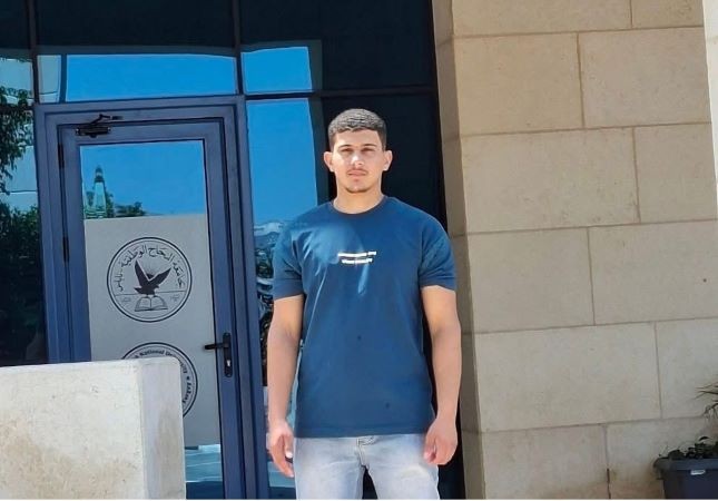 استشهاد الشاب عمر محمد طوباسي (20 عاما).jpg