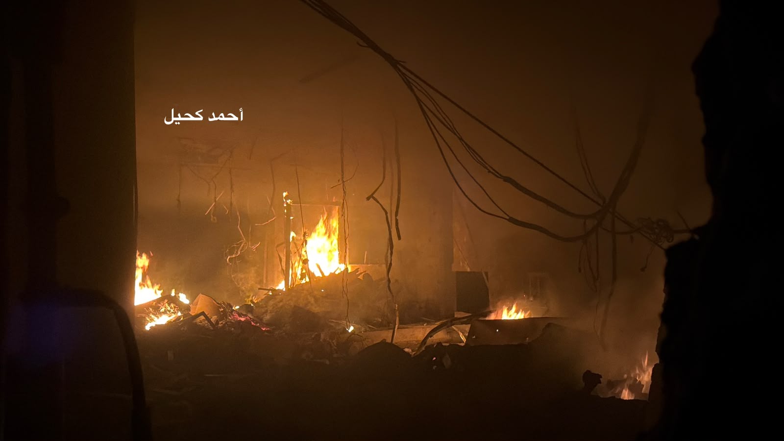 شهيد ومصابون اثر استهداف شقة سكنية في حي النصر غرب مدينة غزة..jpg