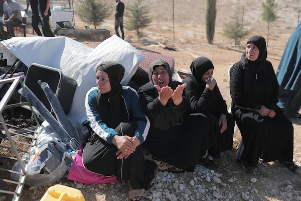 في 16 سبتمبر/أيلول 2026، قامت آليات إسرائيلية بهدم منزل فلسطيني في منطقة خلت الحمص قرب يطا، جنوب الخليل. (صورة: مأمون وزواز)