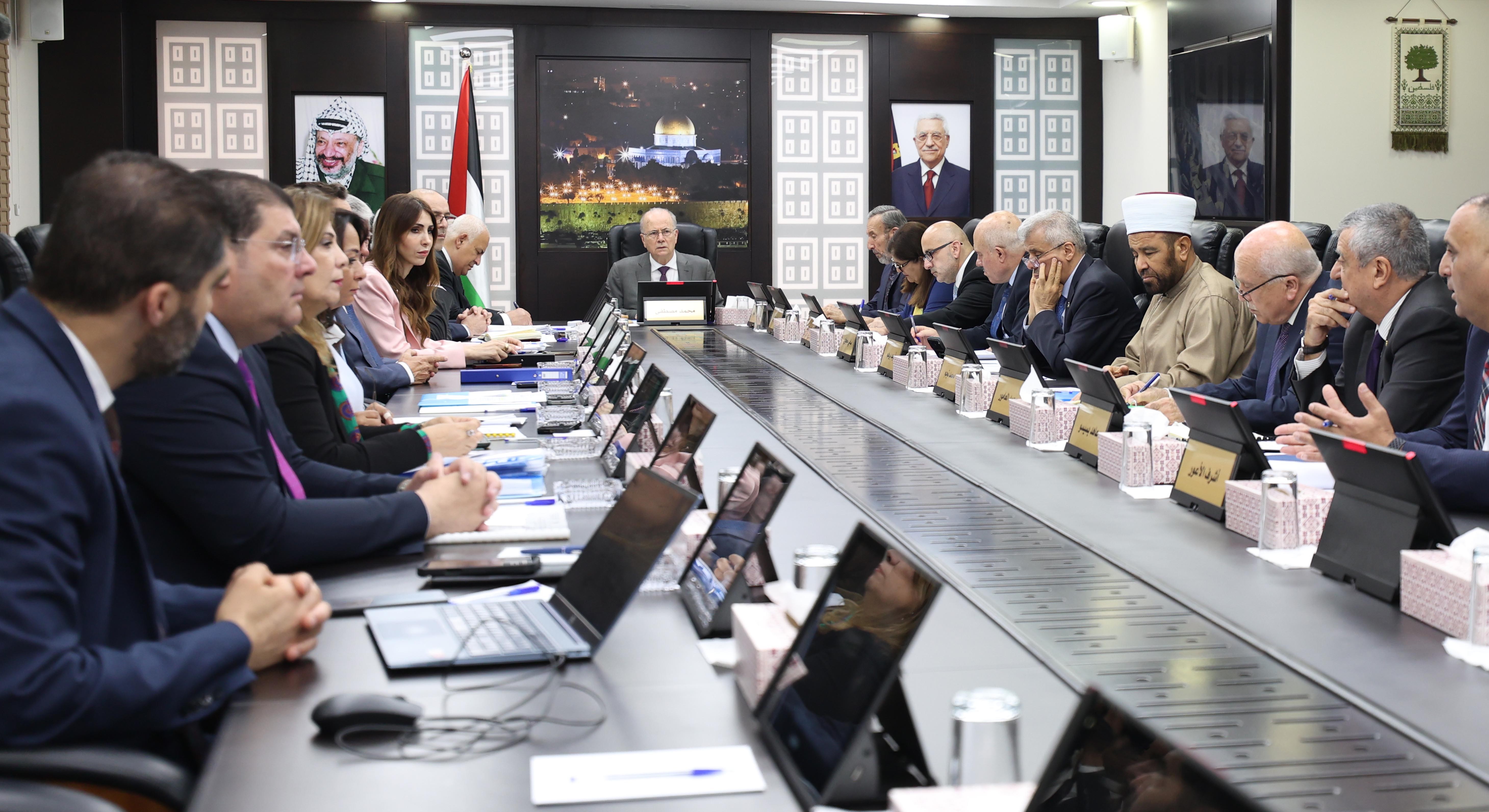 جلسة مجلس الوزراء (128)