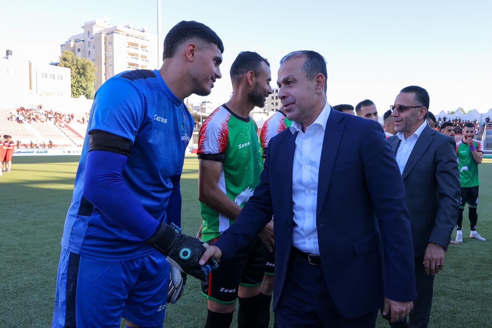 لقطات من المباريات الافتتاحية لكأس الألف شهيد.. جبل المكبر وشباب الخليل.. خدمات رفح وشباب رفح.. الأنصار والنهضة 77.jpg