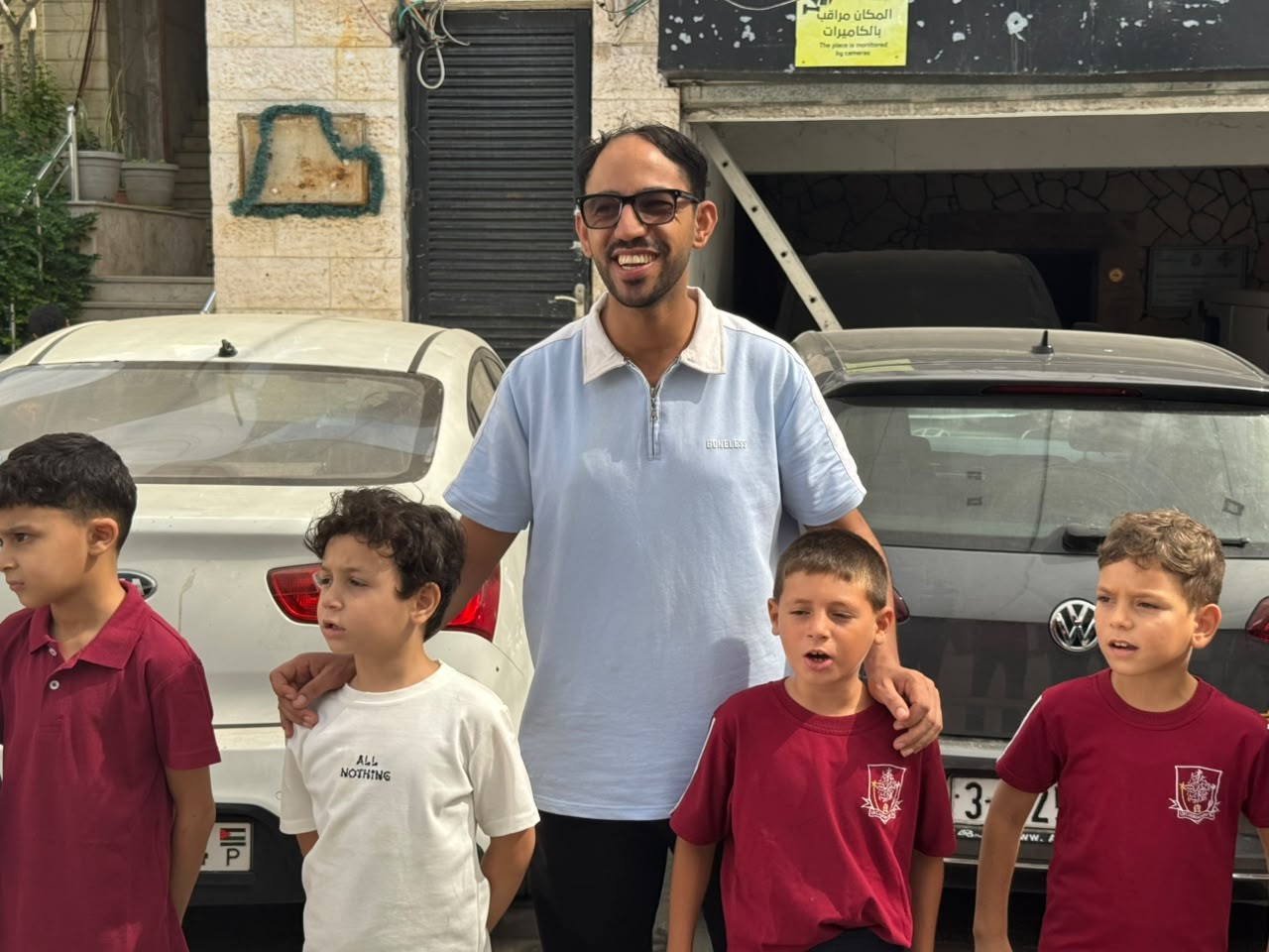 بنك فلسطين يحتفي بعودة طلبة غزة إلى الدراسة بعد 3 أعوام 1.jpg