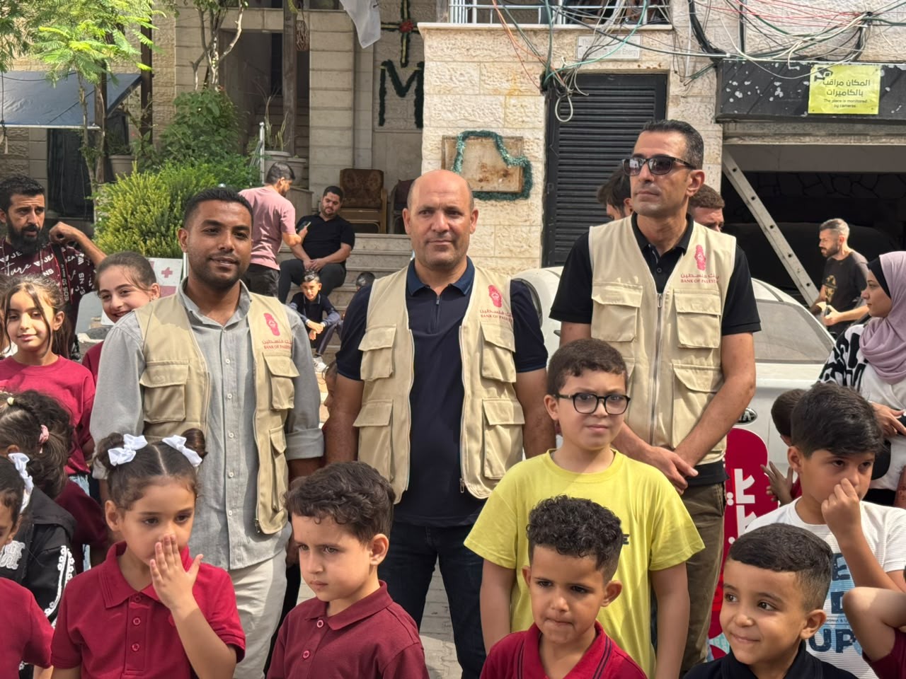 بنك فلسطين يحتفي بعودة طلبة غزة إلى الدراسة بعد 3 أعوام 54.jpg
