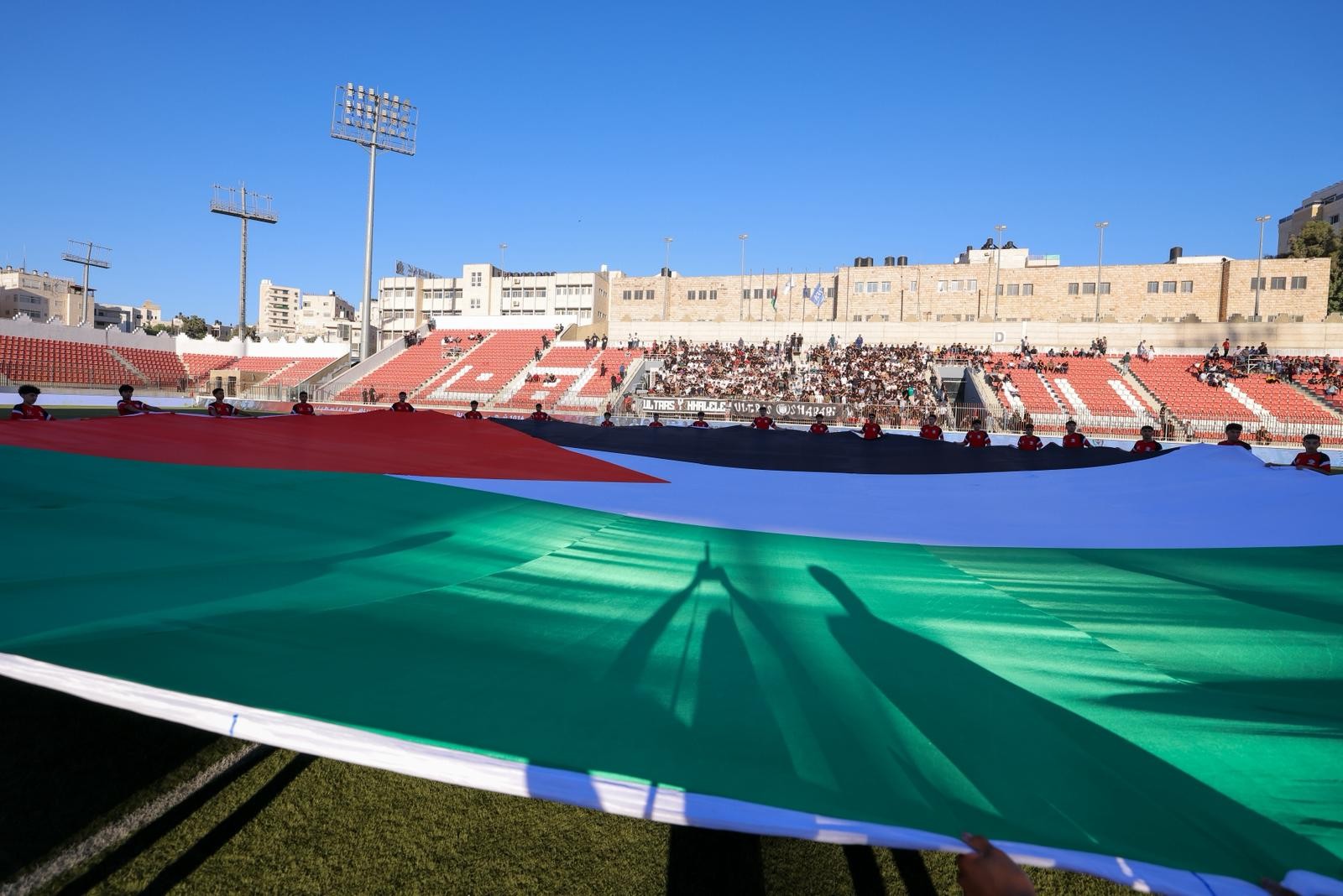 لقطات من المباريات الافتتاحية لكأس الألف شهيد.. جبل المكبر وشباب الخليل.. خدمات رفح وشباب رفح.. الأنصار والنهضة 11.jpg