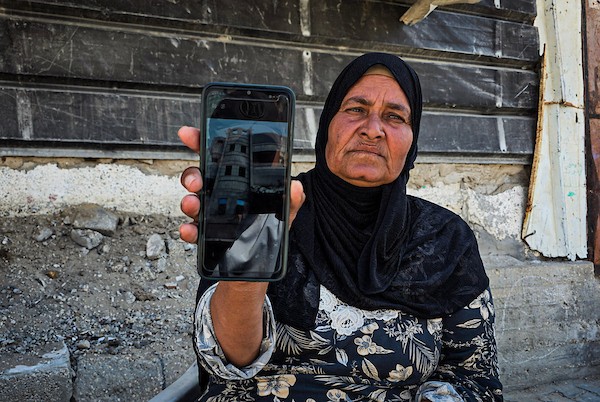 يواجه كبار السن الفلسطينيون ظروفًا معيشية صعبة في خان يونس، جنوب قطاع غزة، في الأول من أكتوبر/تشرين الأول 2026، بالتزامن مع الاحتفال باليوم العالمي للمسنين.(صورة: طارق محمد)