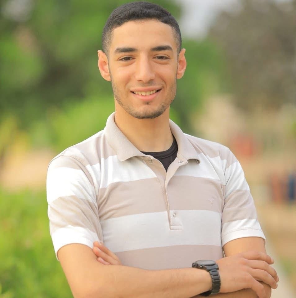 الشهيد معاذ حسونة.jpg