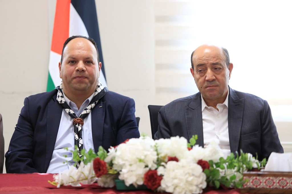 المدرسة الوطنية الفلسطينية للإدارة تختتم الورشة الوطنية للحماية من الأذى والآذان الصاغية