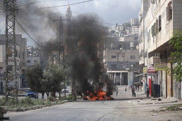انتشرت قوات الاحتلال الإسرائيلية في شوارع مدينة نابلس بالضفة الغربية فجر الأول من أكتوبر/تشرين الأول 2026. صورة: محمد ناصر