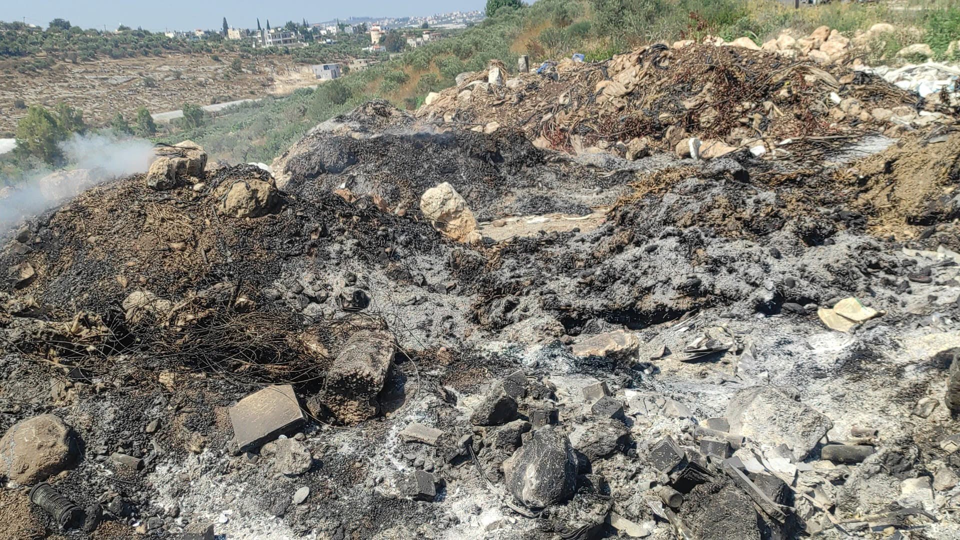 سلطة جودة البيئة تتابع إغلاق مكب عشوائي للنفايات في النزلة الوسطى