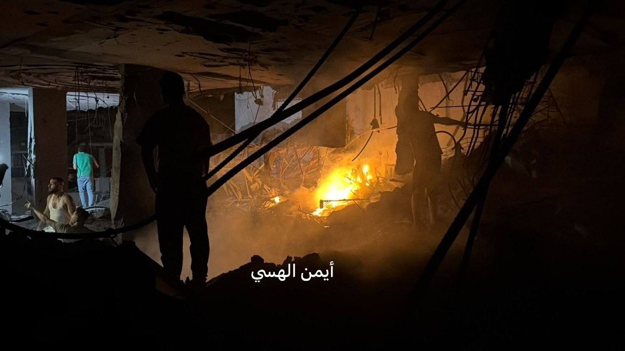 توثيق من المكان المستهدف غربي مدينة غزة بعدد من الصواريخ الحربية 4.jpg