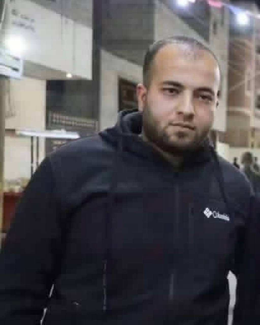 استشهاد إبراهيم منير المصري أثناء ذهابه إلى المسجد لأداء صلاة الجمعة، وإصابة آخر، جراء قصف استهدف مجموعة من المواطنين في محيط مفترق أنصار غربي مدينة غزة..jpg